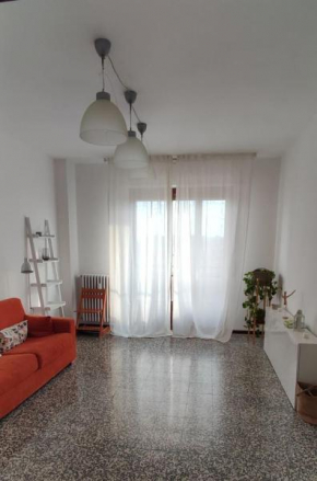 50 MT fermata MM1 Milano